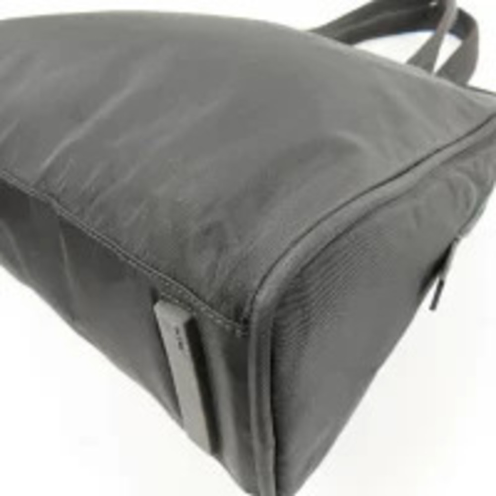 Prada Triangle Handbag Black - Picture 3 of 9